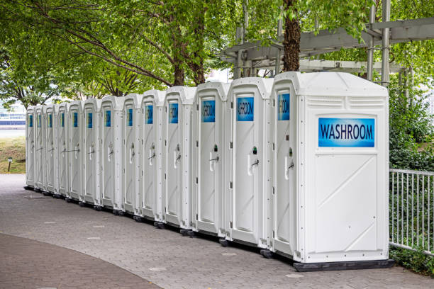 Portable Toilet Options We Offer in Red Cloud, NE